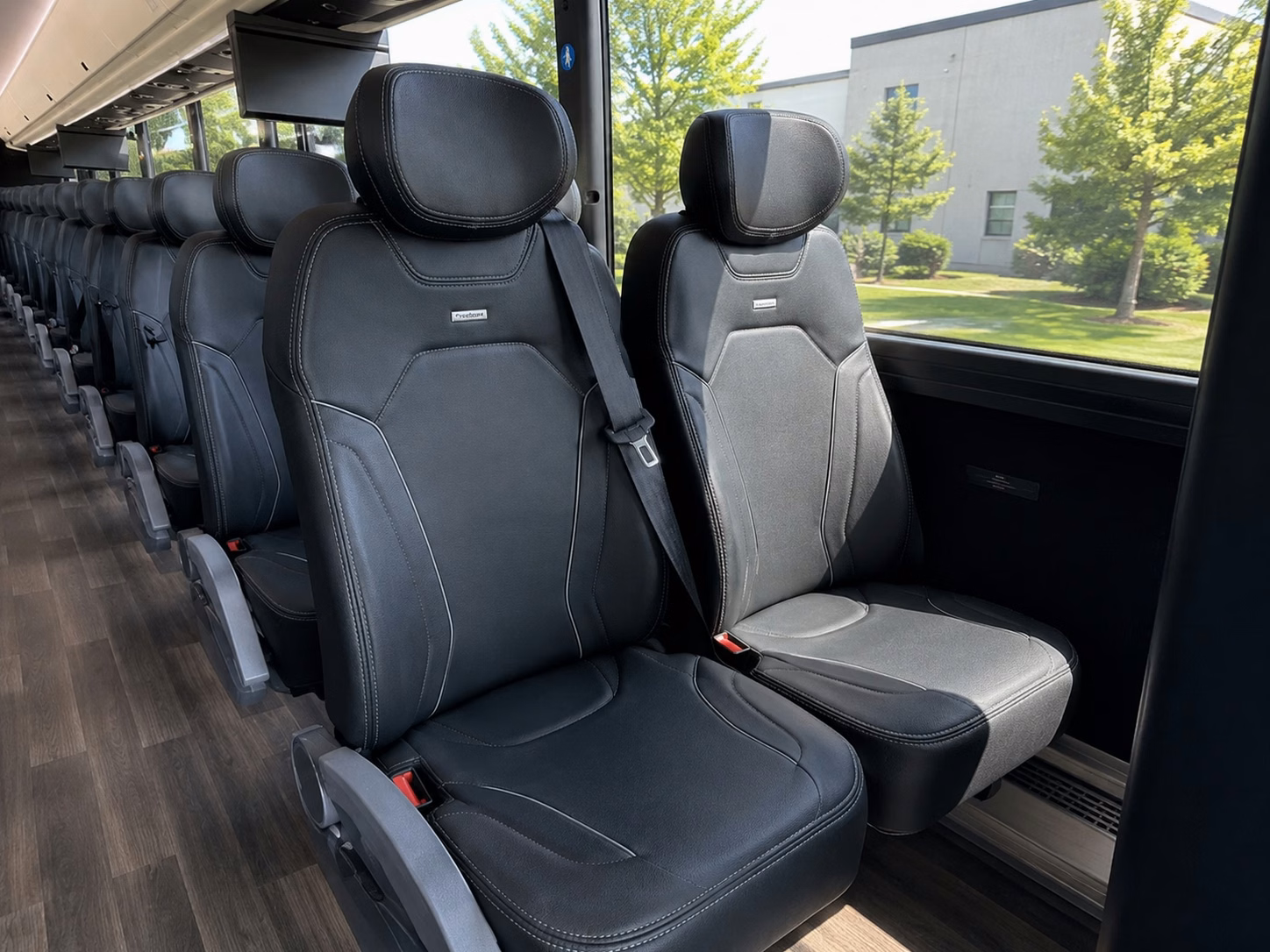 how the bus type you choose changes charter bus prices in lakewood california