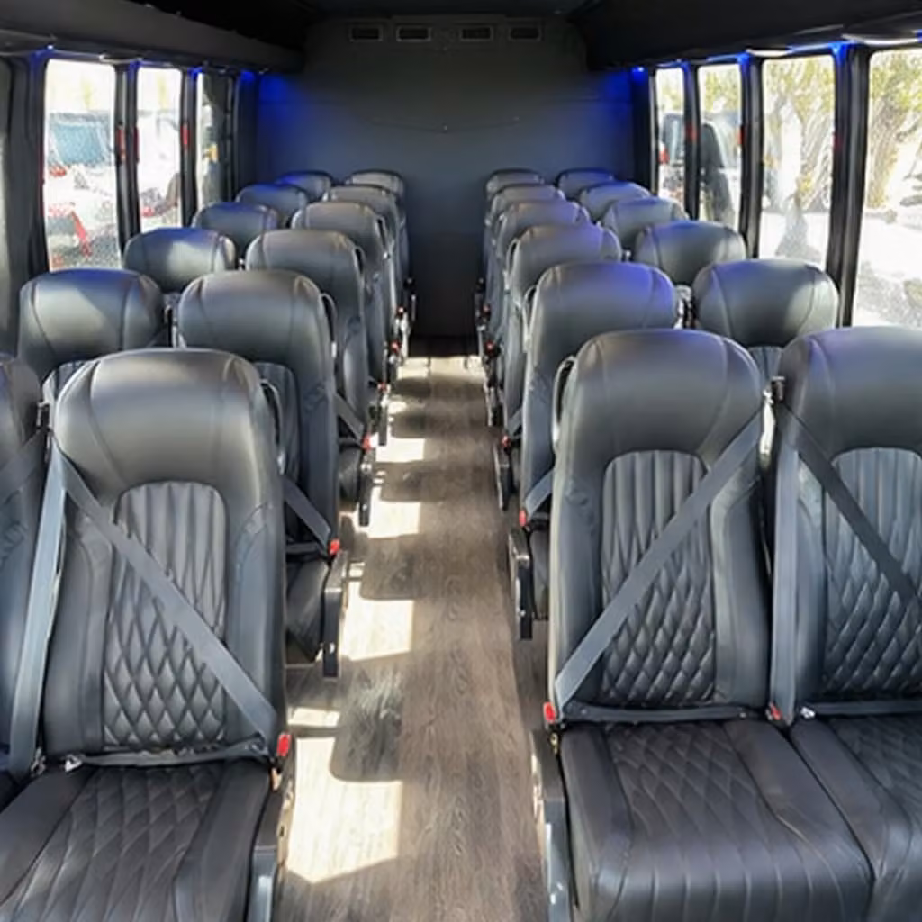 lakewood 20 passenger minibus rental