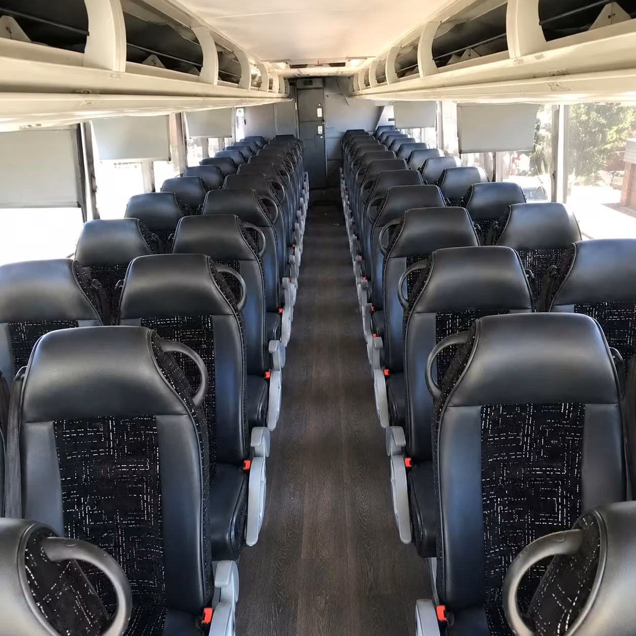 lakewood government agencies count on reliable charter bus shuttles across la county